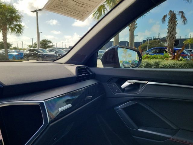 Certified 2025 Audi Q3 2.0T Premium Plus w/ Premium Plus Package image 28