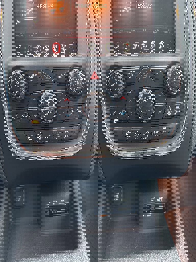 Used 2016 Dodge Durango Citadel w/ Premium Entertainment Group image 21