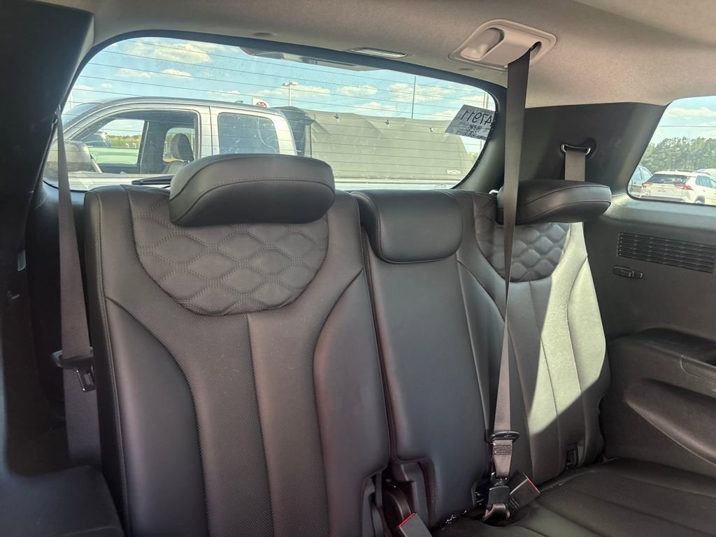 Used 2021 Hyundai Palisade Limited image 30