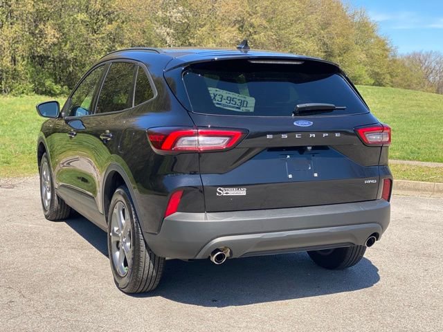 Used 2025 Ford Escape ST-Line AWD/4WD image 5