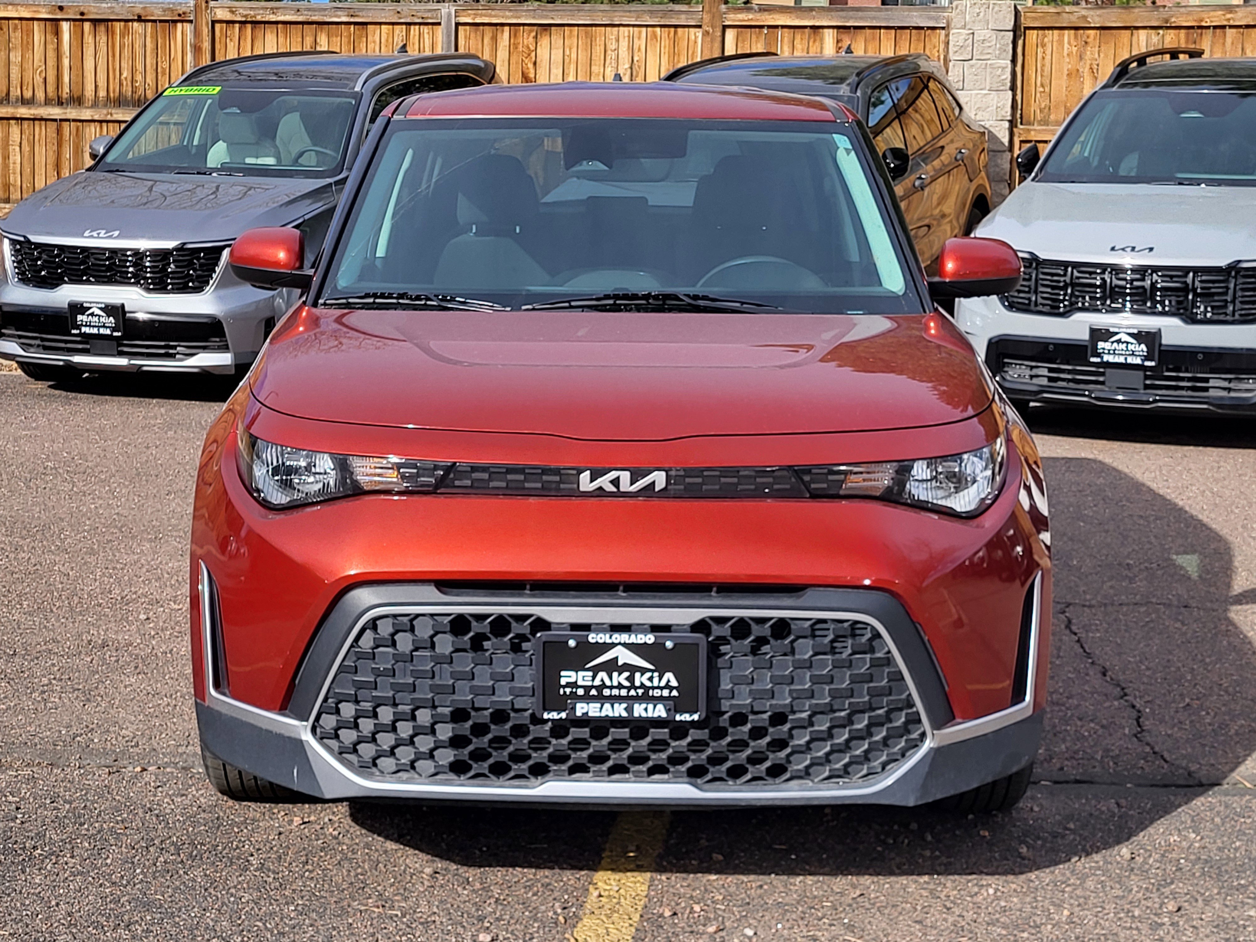 Used 2023 Kia Soul LX w/ LX Technology Package image 5