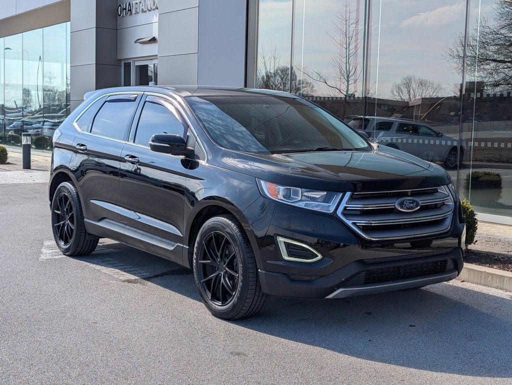 Used 2017 Ford Edge Titanium w/ Technology Package image 10