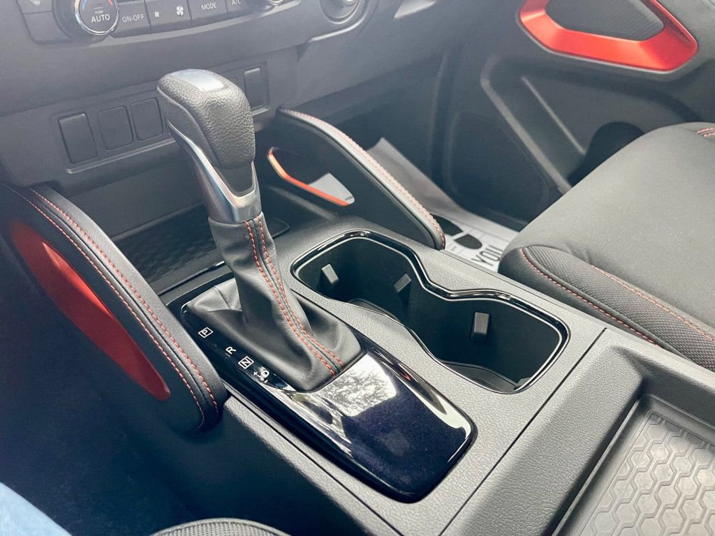 Used 2024 Nissan Frontier PRO-4X w/ Off-Road Protection Package image 14