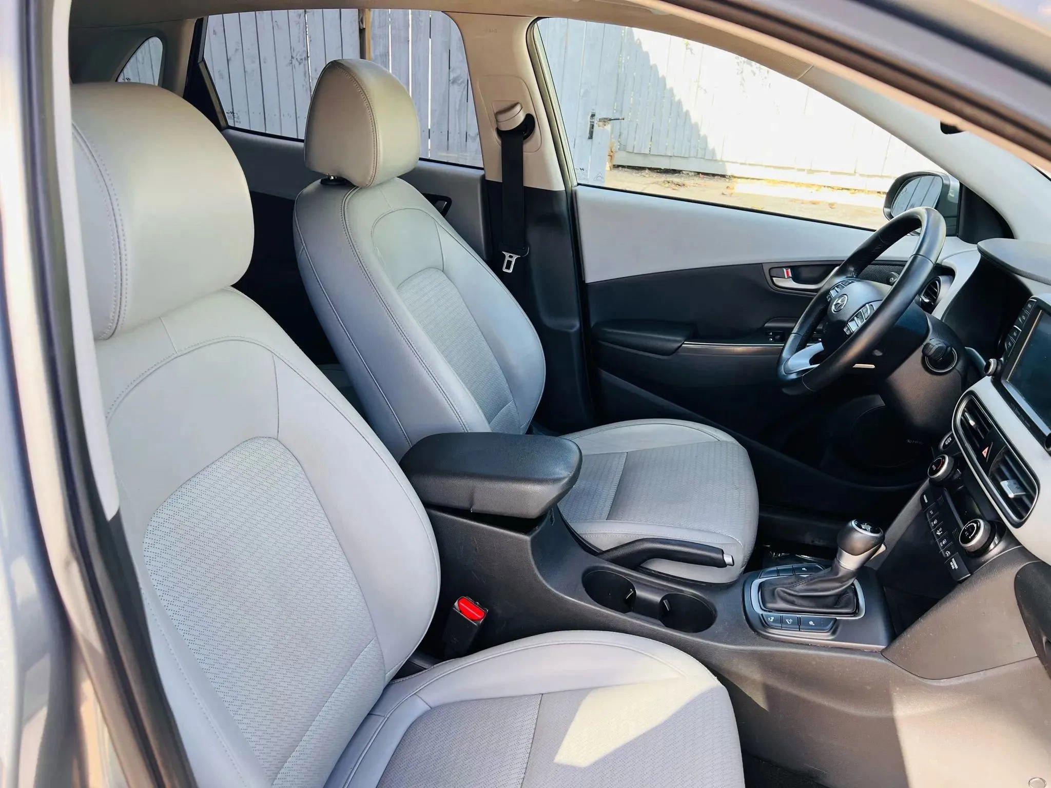 Used 2020 Hyundai Kona Ultimate image 16