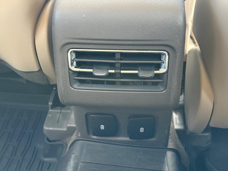 Certified 2023 Lincoln Corsair AWD w/ Equipment Group 101A image 15