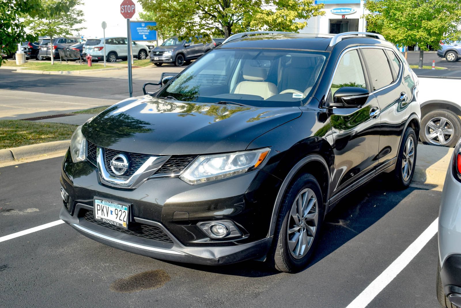 Used 2015 Nissan Rogue SL w/ SL Premium Package