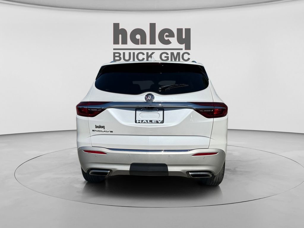 Used 2021 Buick Enclave Essence w/ Sound and Sites Package image 4