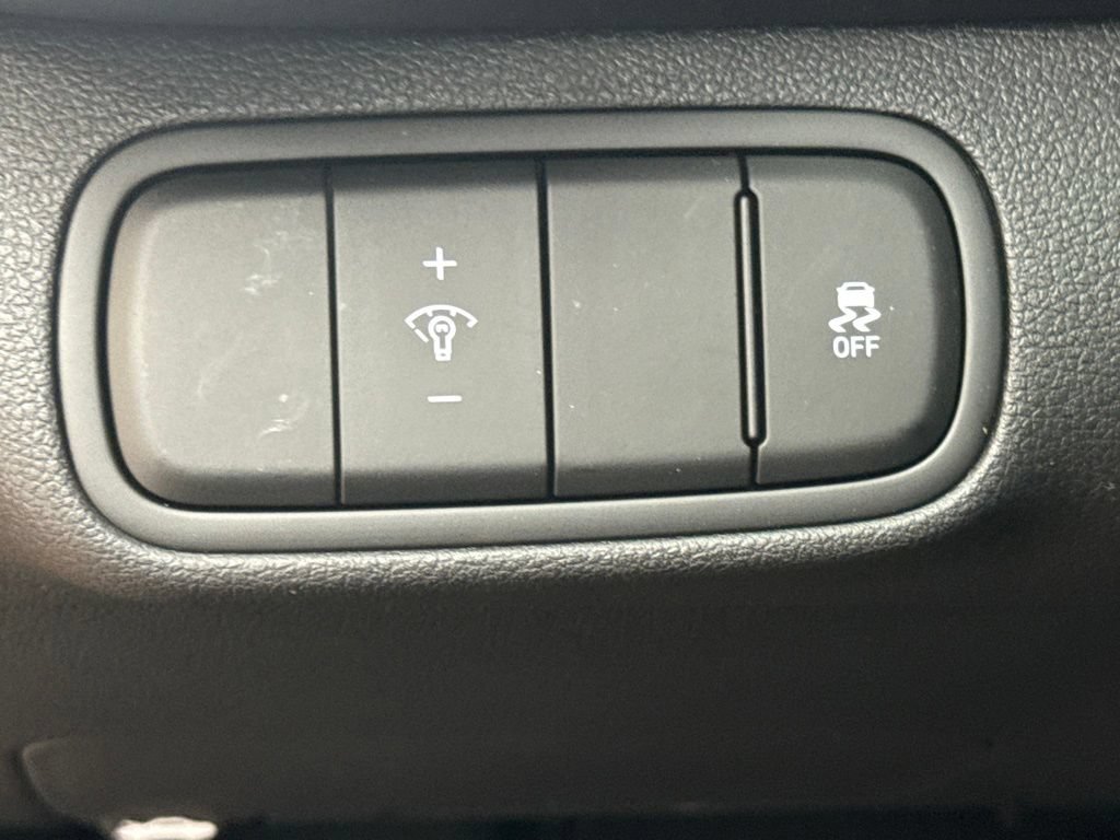 New 2026 Hyundai Venue SEL FWD image 23