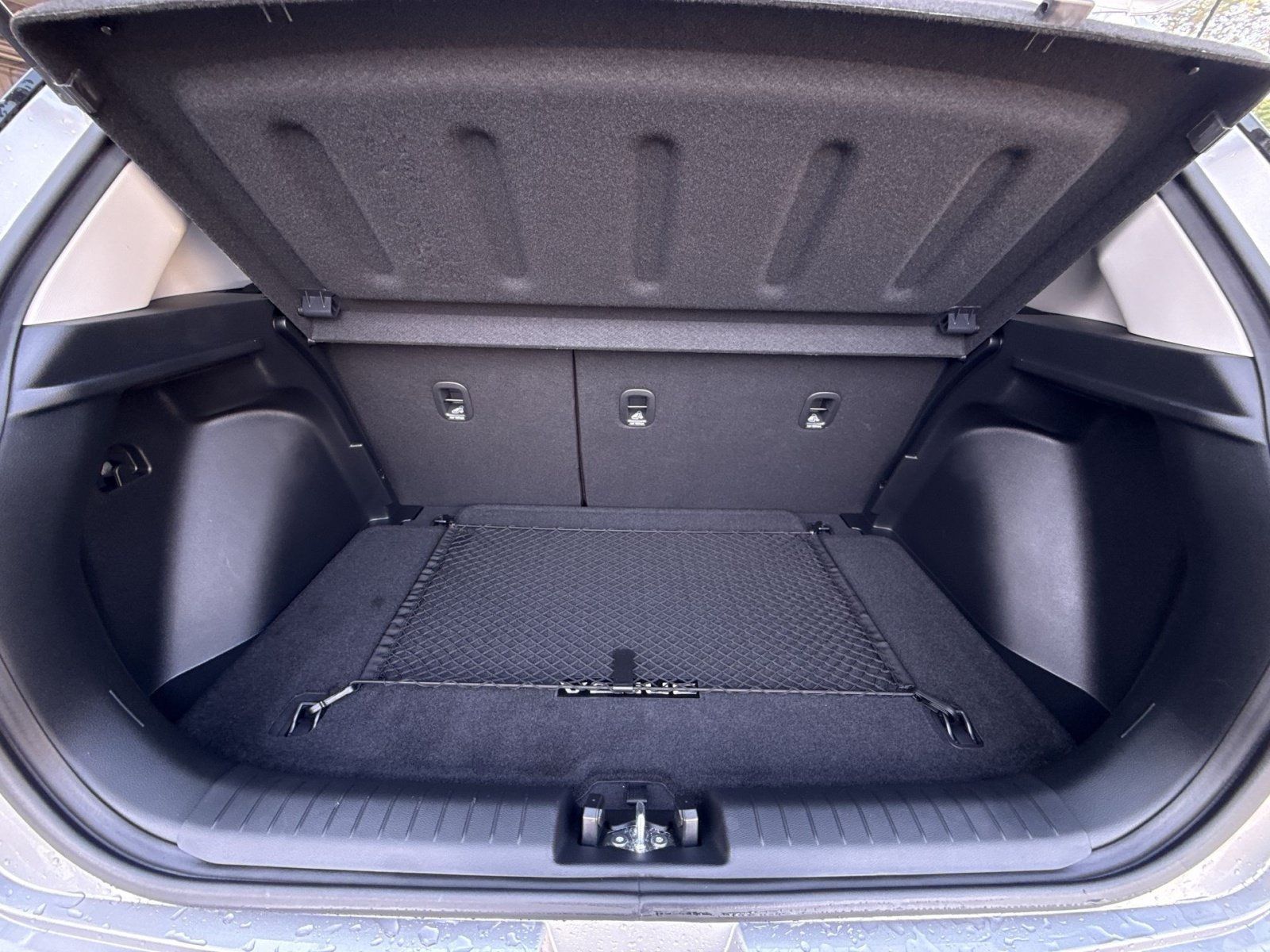 Certified 2024 Hyundai Venue SEL FWD image 26