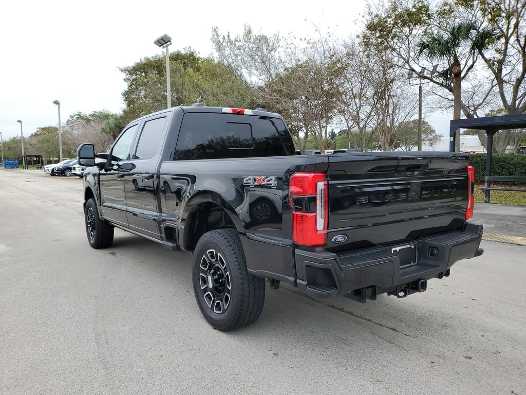 Used 2025 Ford F250 Platinum image 3