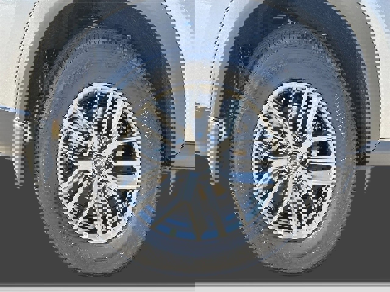 New 2026 Nissan Rogue S image 8