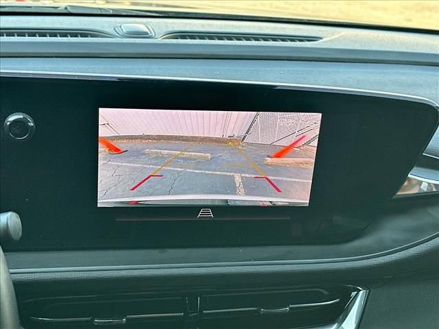 Certified 2025 Buick Envista Sport Touring w/ Experience Buick Package FWD image 26