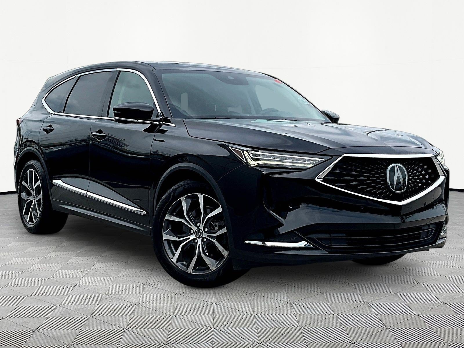Certified 2023 Acura MDX w/ Technology Package AWD/4WD image 3