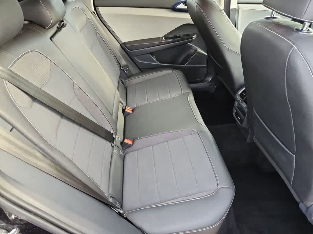 Used 2024 Volkswagen Taos SE FWD image 21