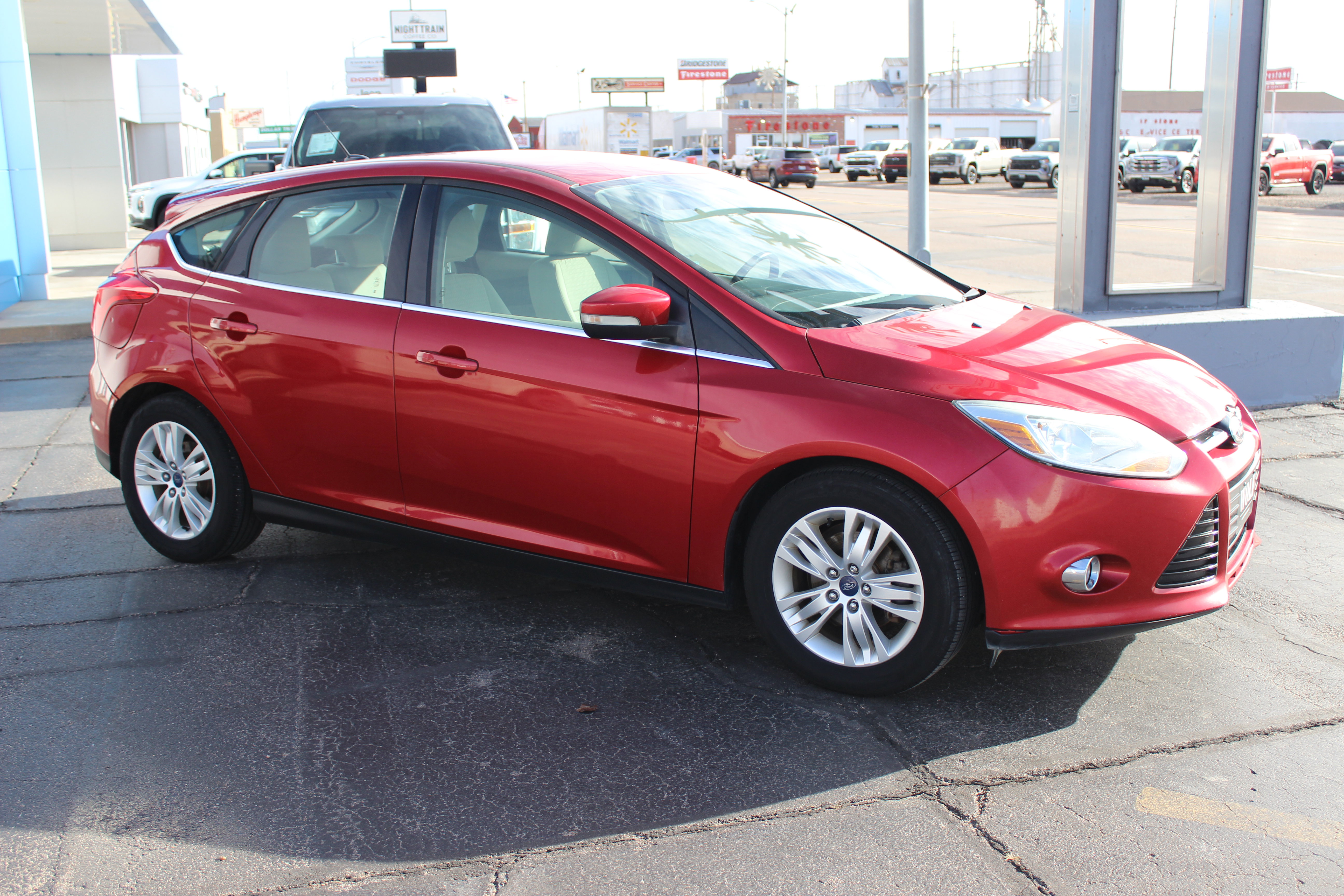 Used 2012 Ford Focus SEL image 6