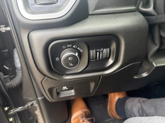 Used 2019 RAM 1500 Big Horn AWD/4WD image 25