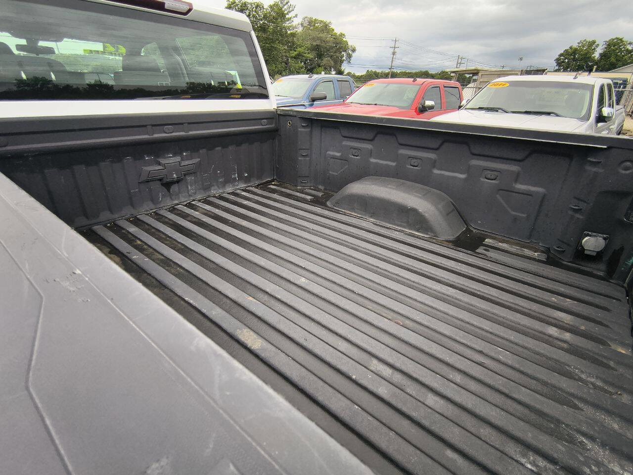 Used 2022 Chevrolet Silverado 2500 W/T image 9