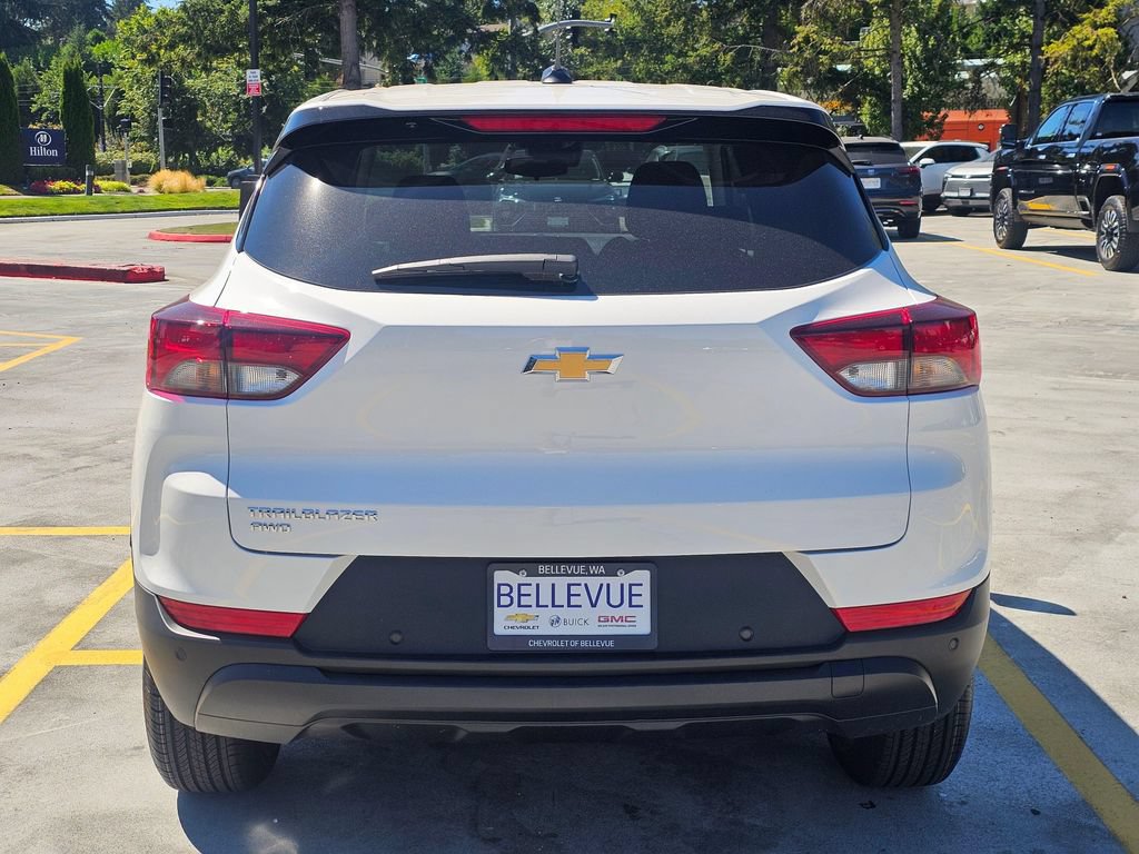 New 2026 Chevrolet TrailBlazer LS w/ LS Convenience Package AWD/4WD image 4