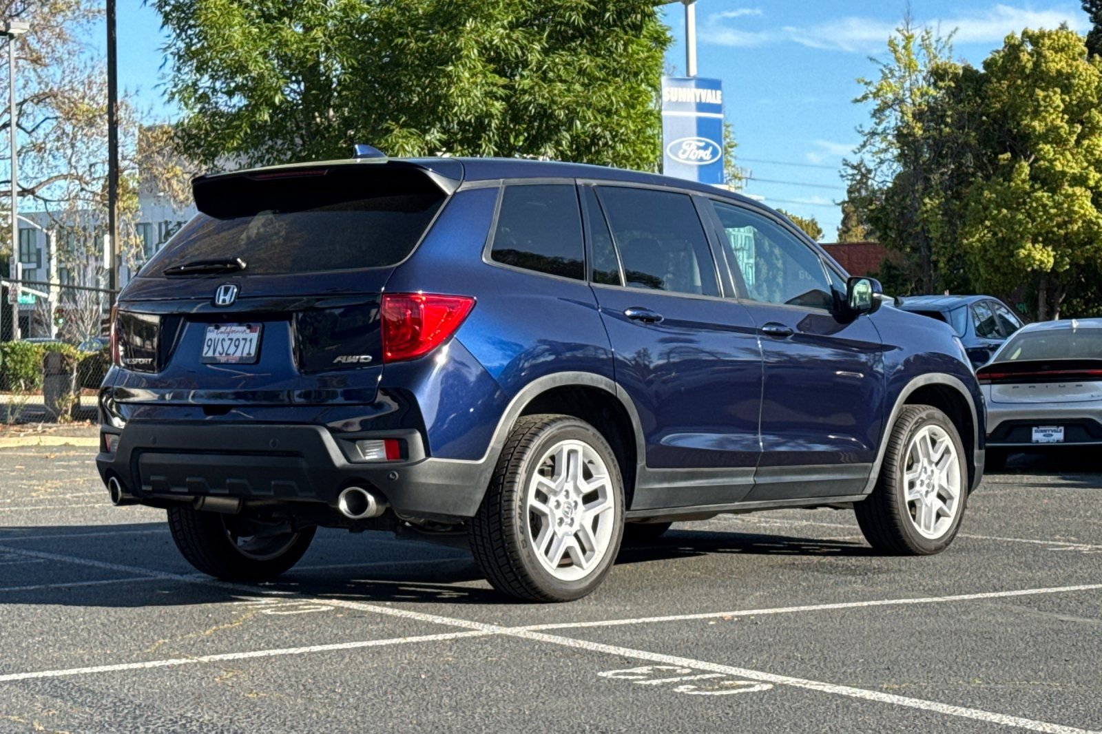 Used 2024 Honda Passport EX-L image 4