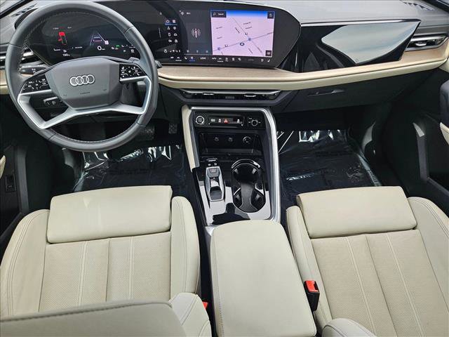 Used 2025 Audi Q5 Premium Plus w/ Premium Plus image 18