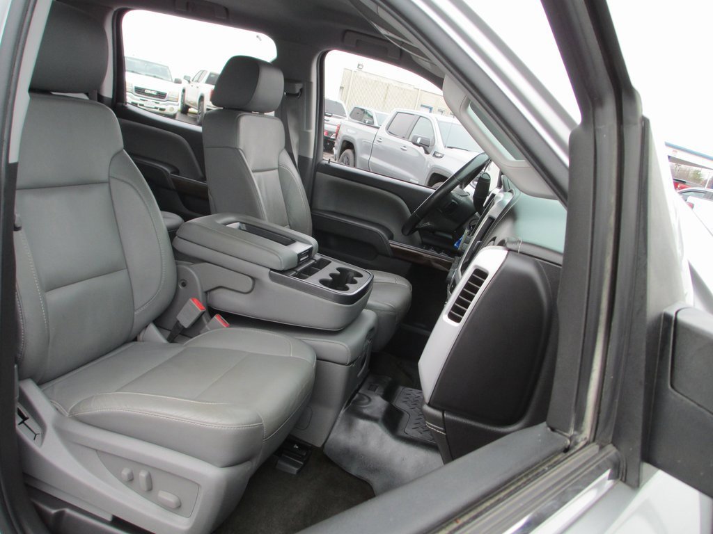 Used 2015 GMC Sierra 1500 SLT w/ Suspension Package, Off-Road image 19