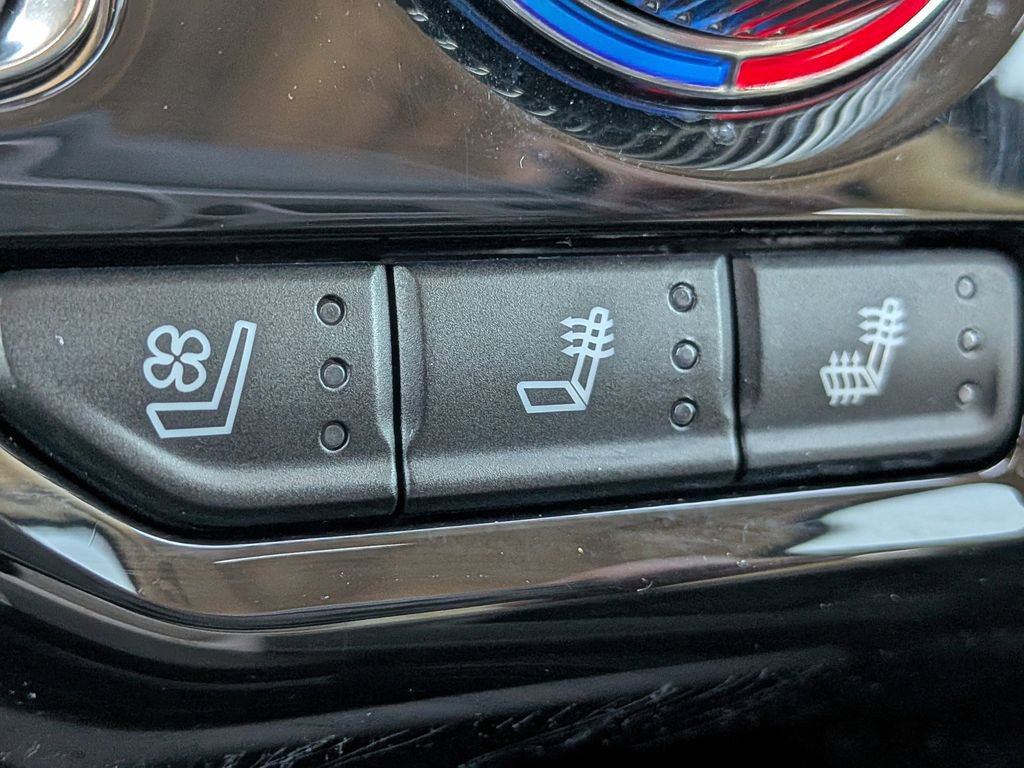 Used 2024 GMC Yukon Denali w/ Max Trailering Package image 23