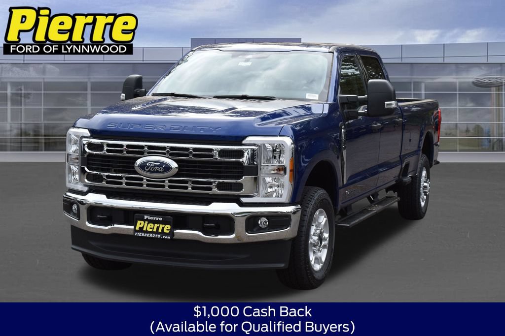 New 2026 Ford F350 XLT w/ FX4 Off-Road Package