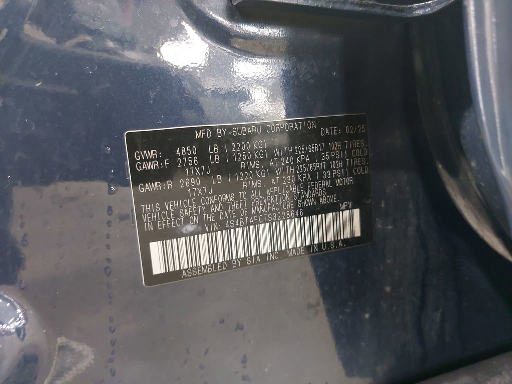 Used 2025 Subaru Outback Premium AWD/4WD image 37