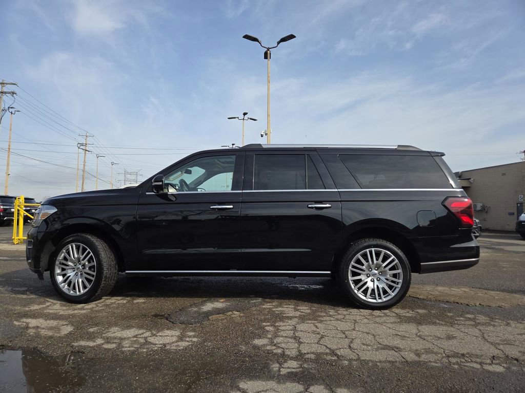 Used 2024 Ford Expedition Max Limited AWD/4WD image 20