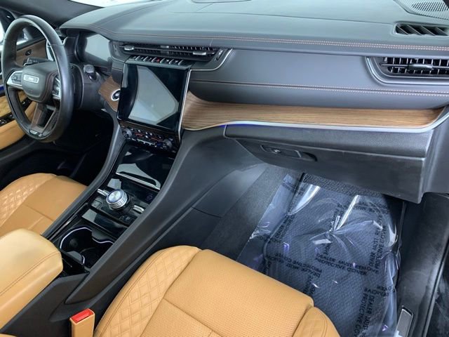 Used 2022 Jeep Grand Cherokee Summit w/ MOPAR Finishing Package AWD/4WD image 24