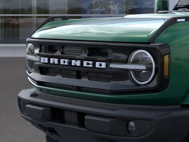 New 2025 Ford Bronco Outer Banks AWD/4WD image 19