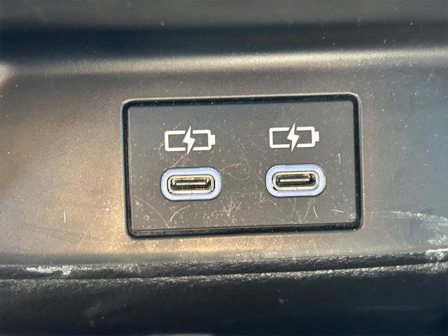 Certified 2025 Toyota Corolla SE image 21