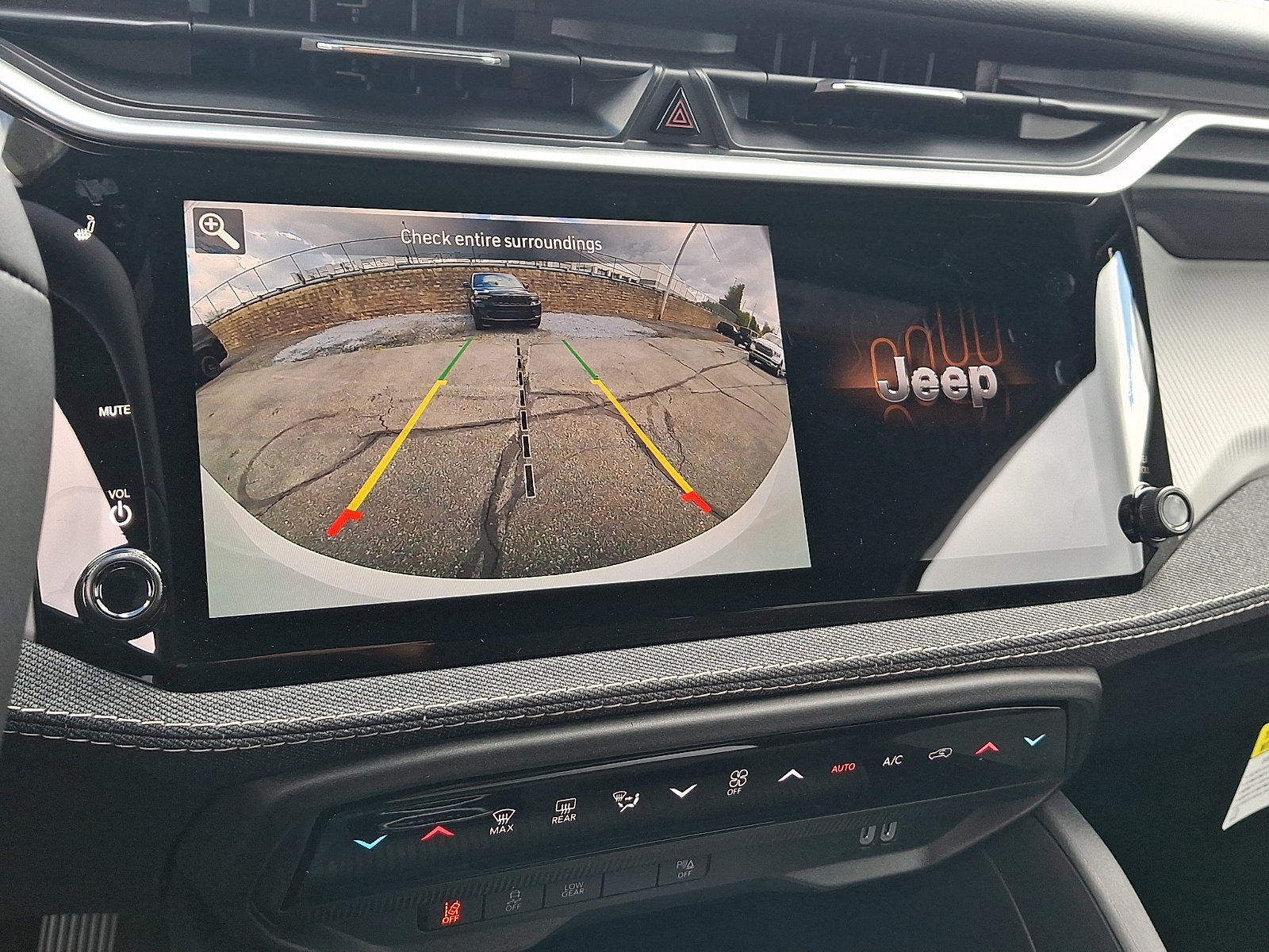 New 2026 Jeep Cherokee Laredo AWD/4WD image 14