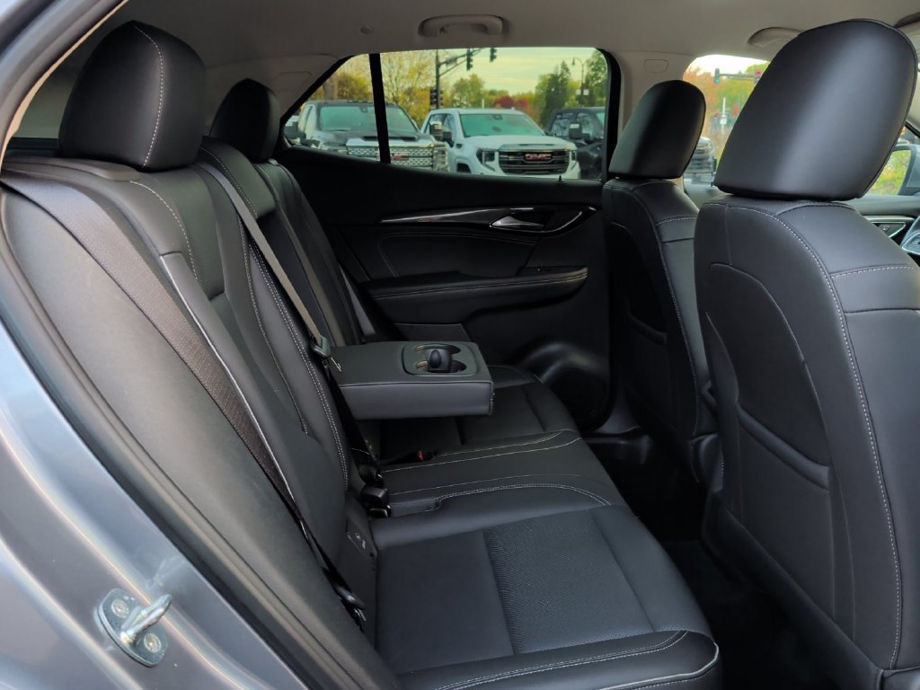 Used 2022 Buick Envision Essence w/ Technology Package I AWD/4WD image 35