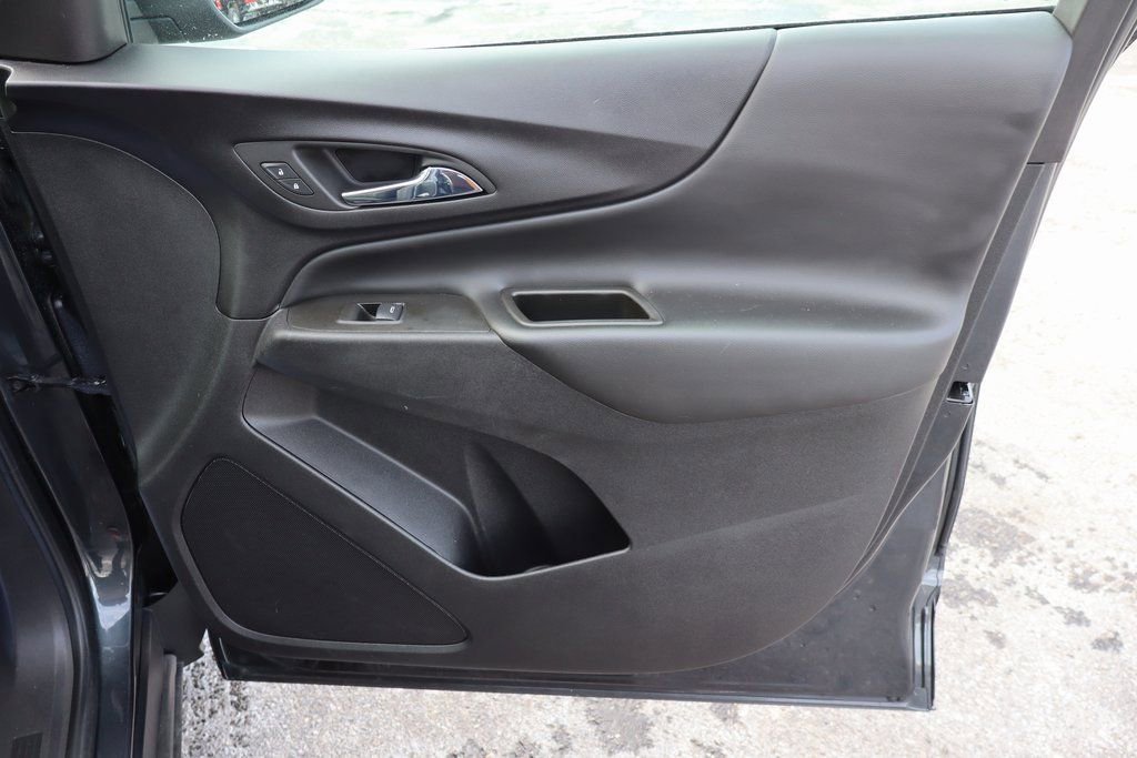Used 2022 Chevrolet Equinox LT image 25