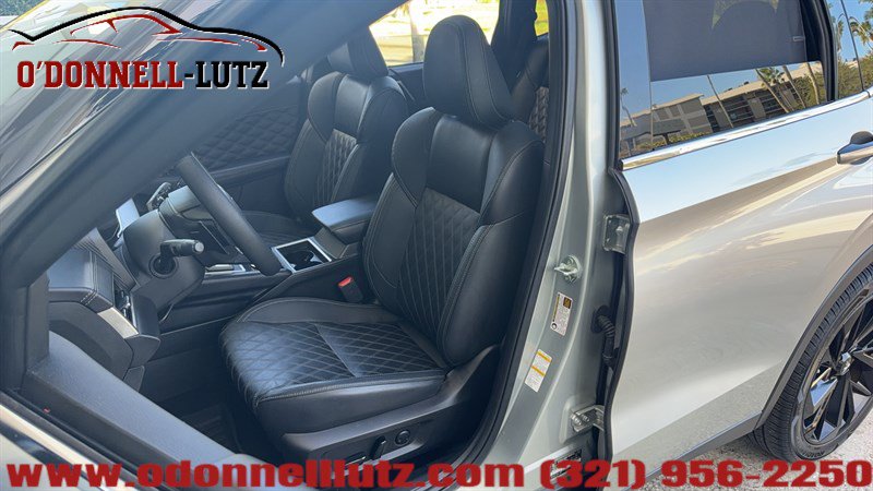 Used 2023 Mitsubishi Outlander SEL FWD image 7