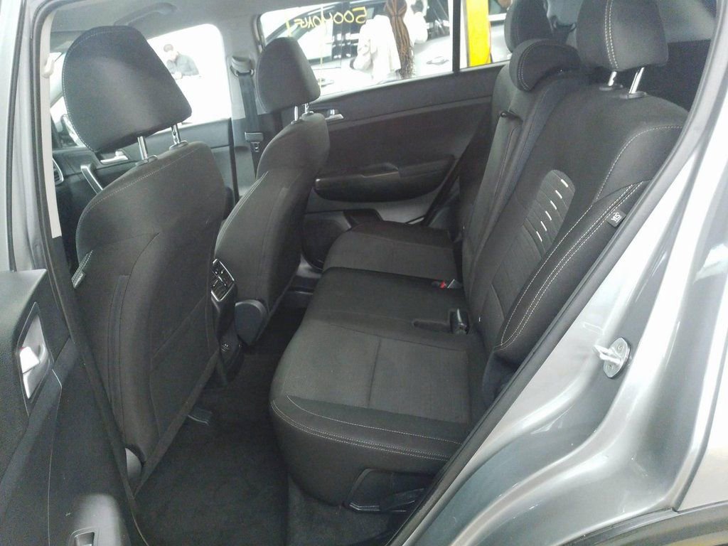 Used 2020 Kia Sportage LX w/ LX Popular Package AWD/4WD image 12