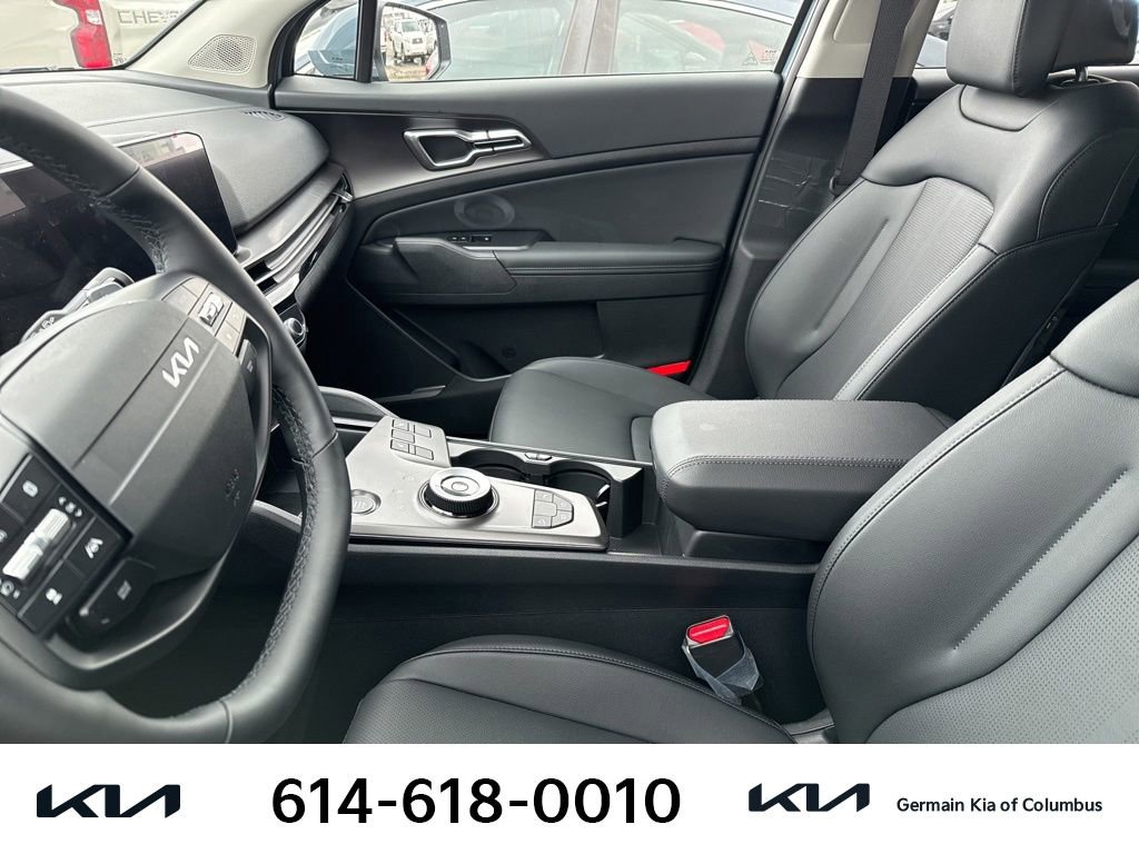 Used 2026 Kia Sportage EX AWD/4WD image 8