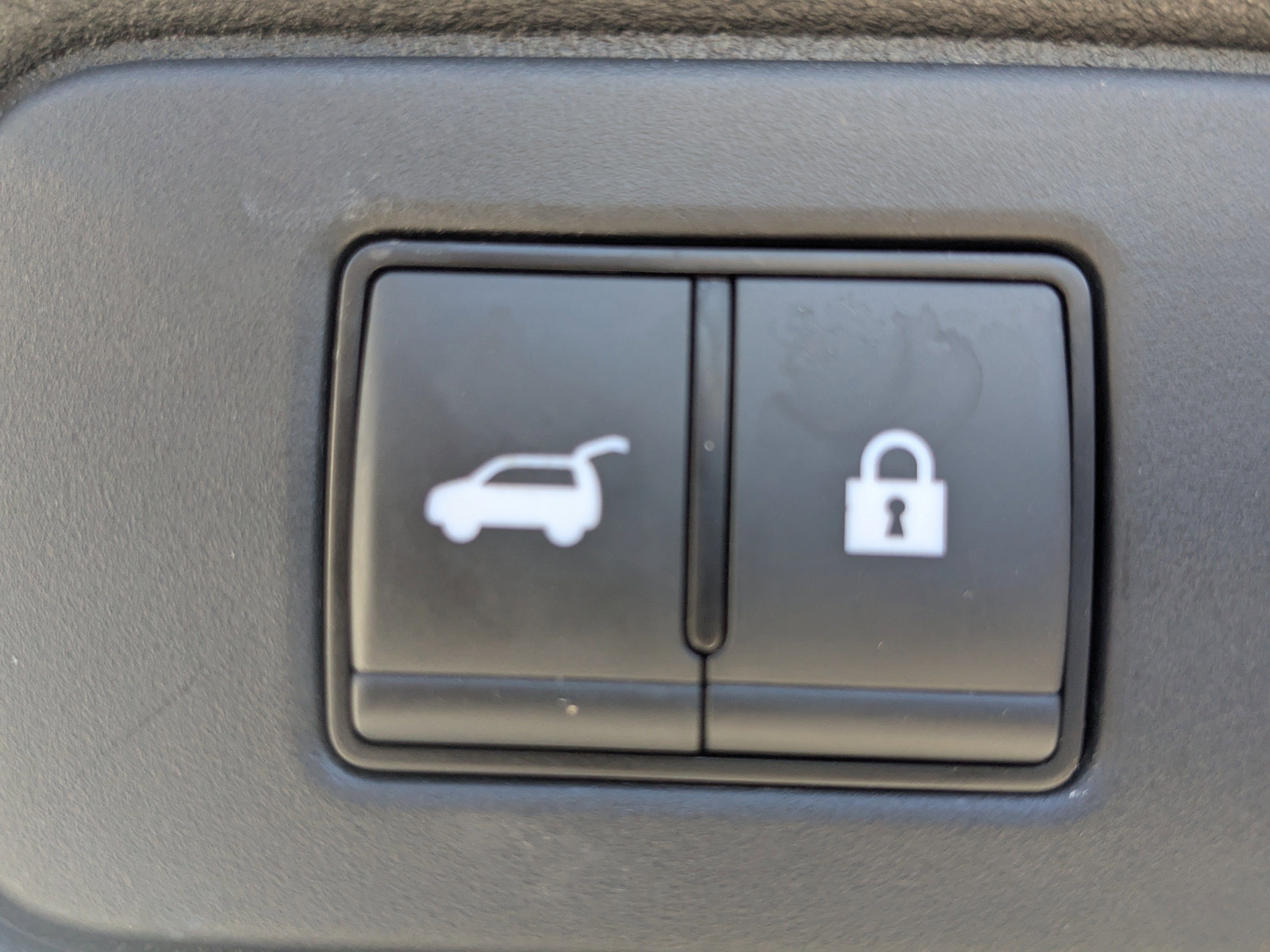 Used 2024 Nissan Pathfinder Platinum FWD image 15