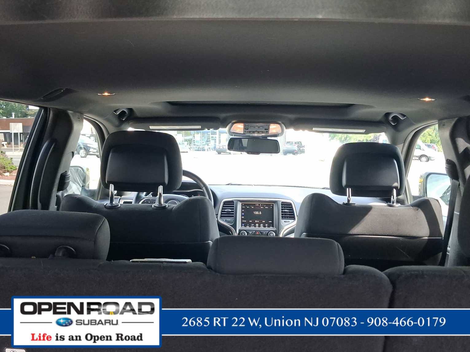 Used 2016 Jeep Grand Cherokee Laredo 75th Anniversary AWD/4WD image 12