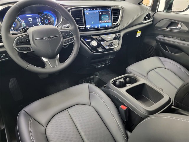 New 2026 Chrysler Pacifica Select image 34