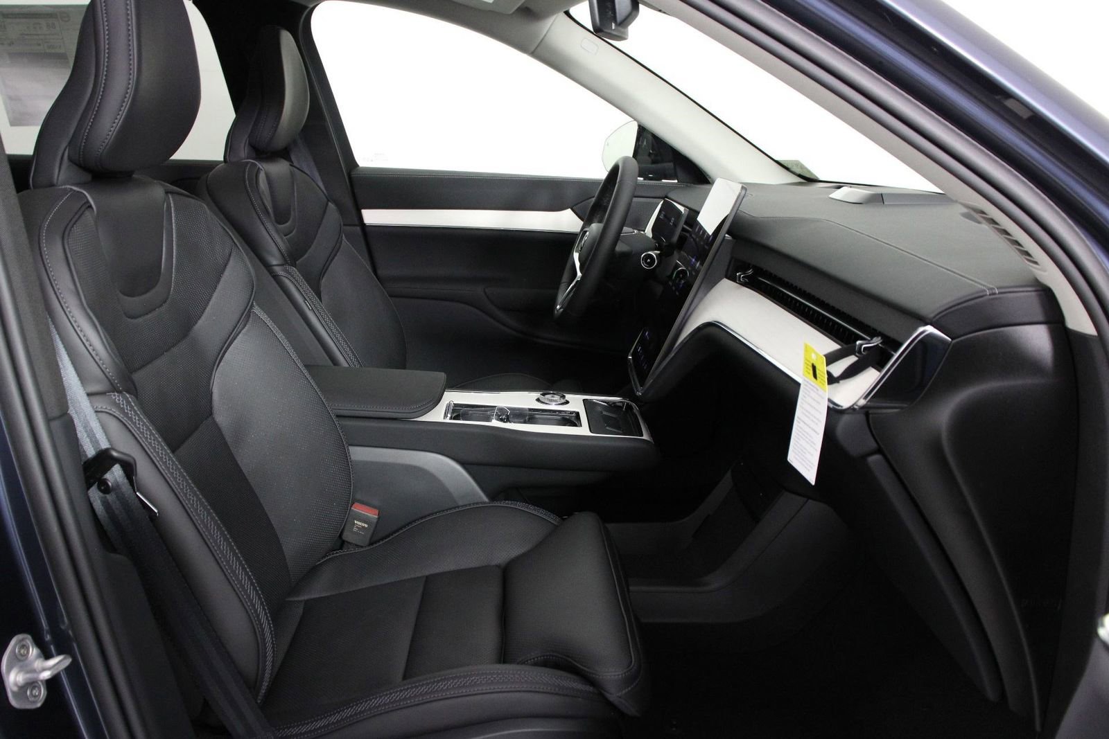 New 2026 Volvo EX90 Ultra AWD/4WD image 10