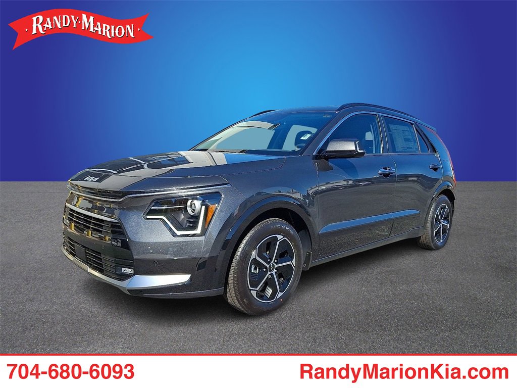 New 2025 Kia Niro SX