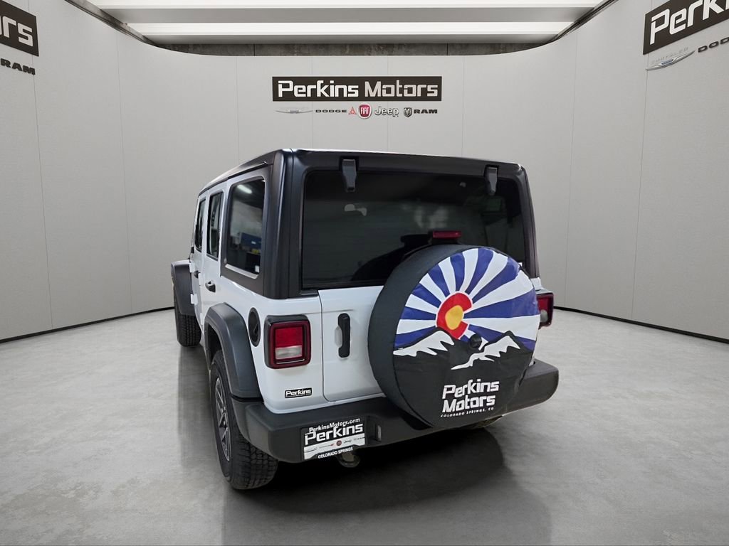 Used 2024 Jeep Wrangler Sport S image 4