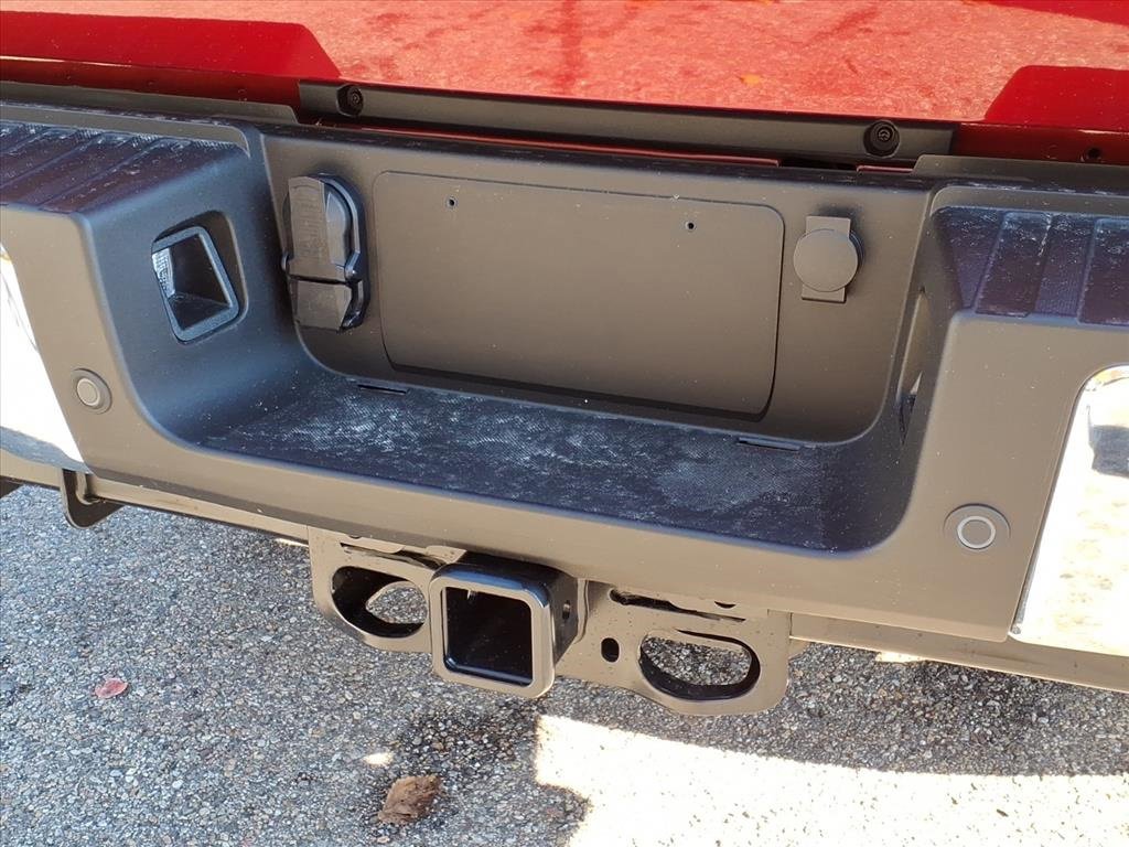 New 2026 Ford F350 Lariat w/ Chrome Package image 7