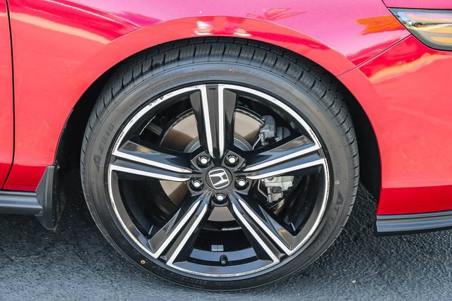 Used 2025 Honda Accord Sport image 8