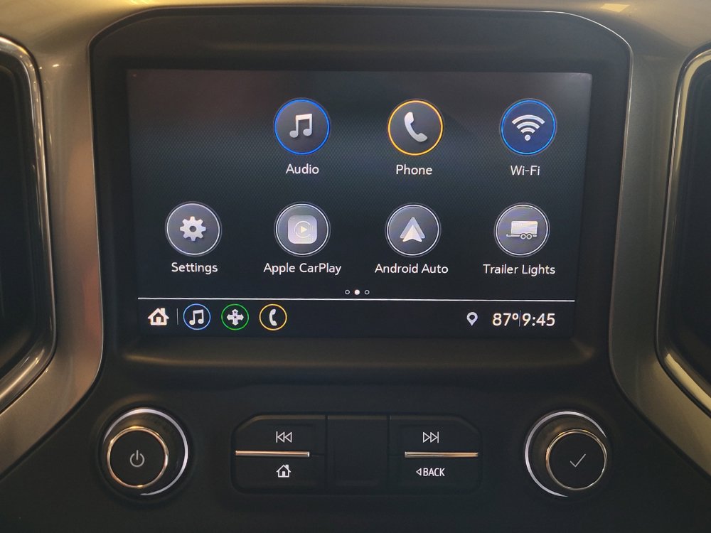 Used 2022 Chevrolet Silverado 1500 LT AWD/4WD image 25