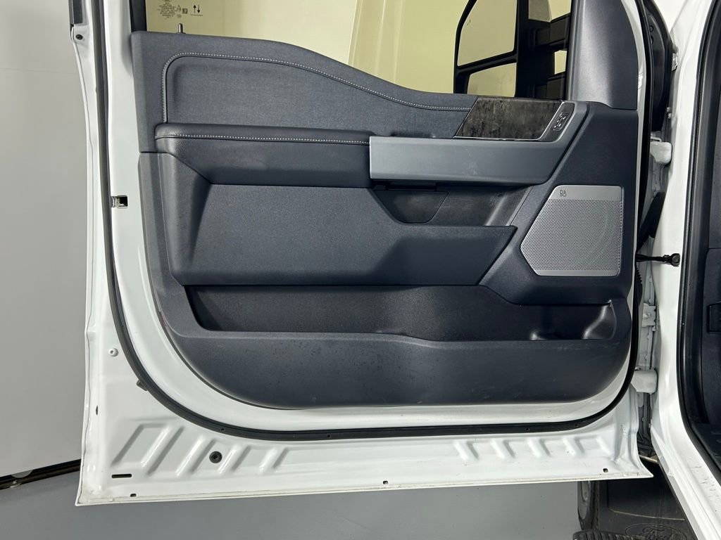 Used 2024 Ford F350 Lariat w/ Lariat Ultimate Package image 38