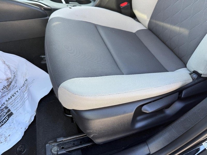 Used 2024 Toyota Corolla LE image 17