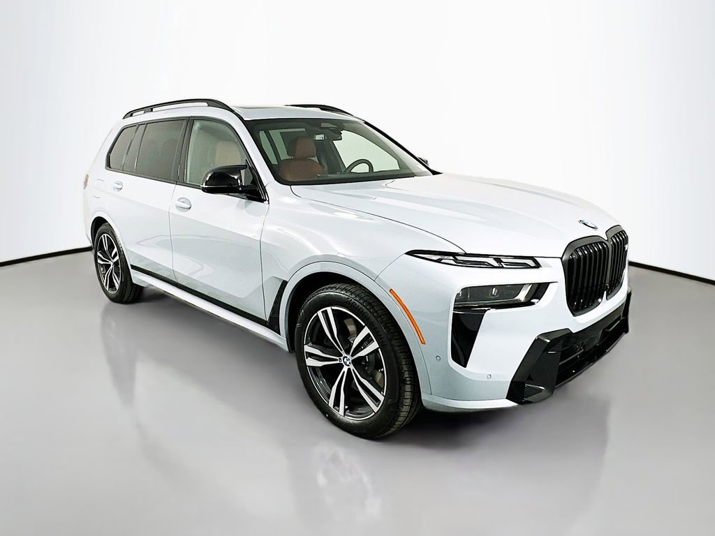 New 2026 BMW X7 M60i w/ Executive Package image 3